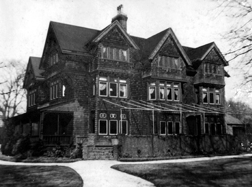 1943